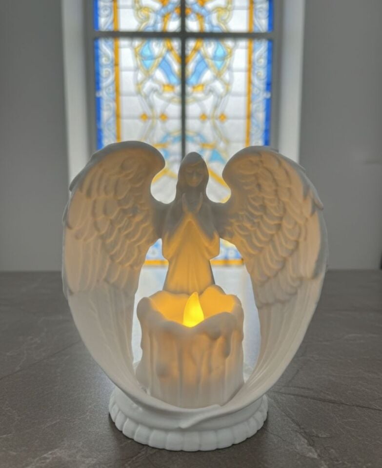 Beyaz Melek Figürlü Pilli Mum