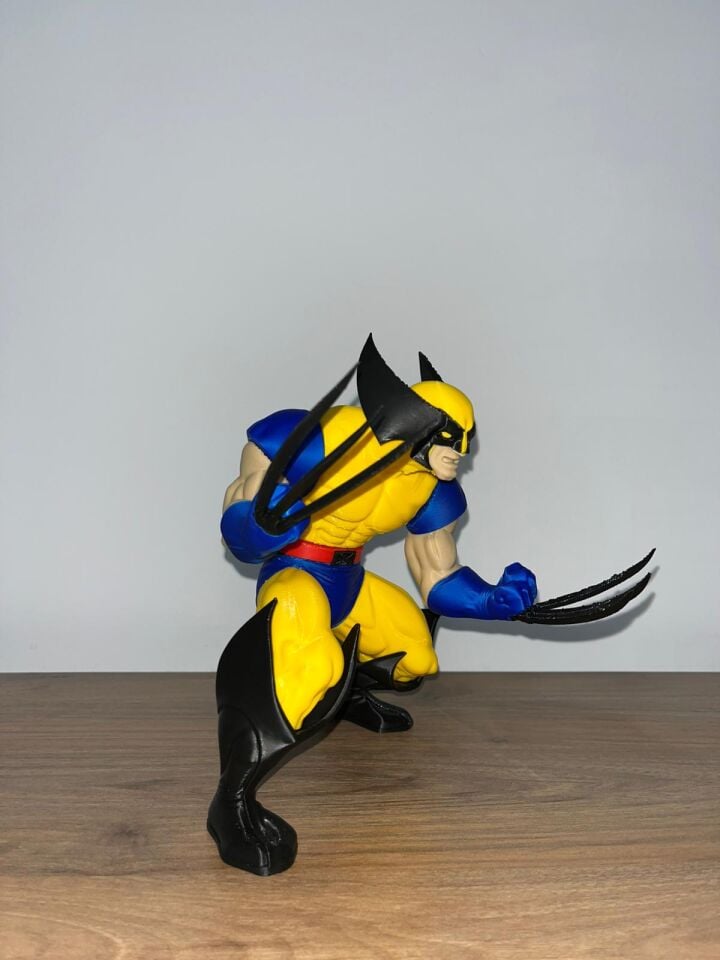 Wolverine Marvel 97' Klasik Kostüm Figür - Yüksek Detaylı